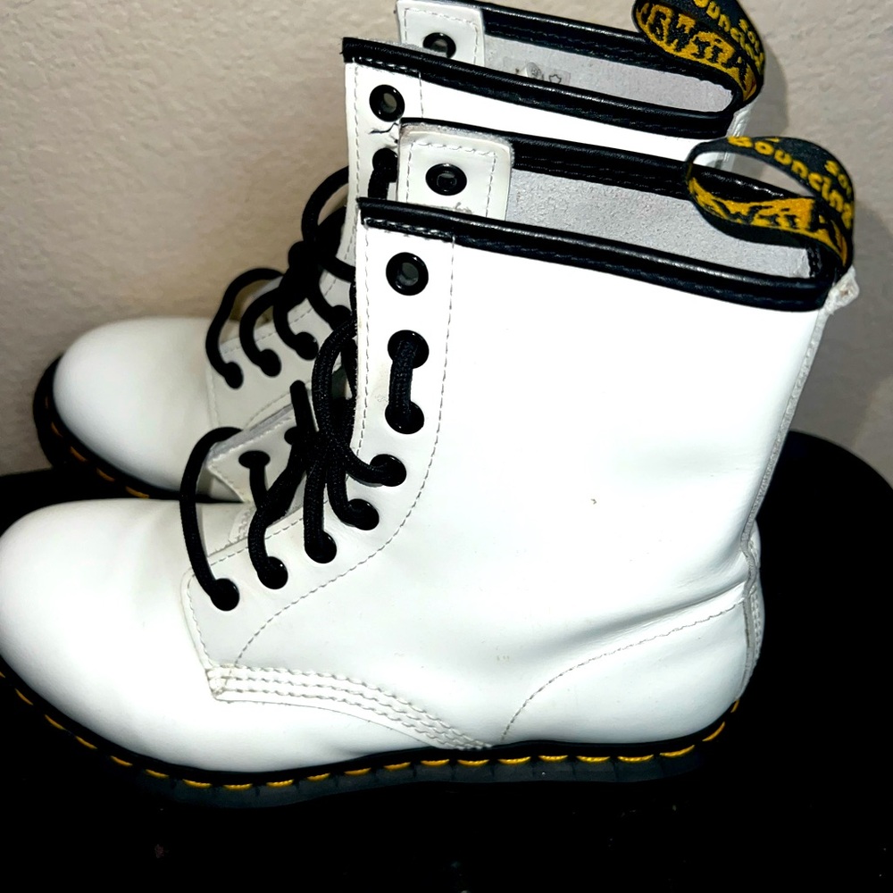 Doc Martin boots white 8 holes